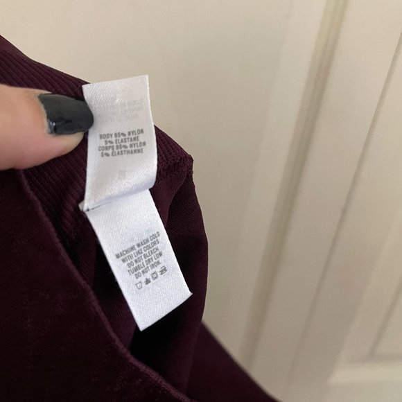 Aerie Chill Play Move Womens Maroon High Rise Seamless Perforated Legging Medium - Picture 7 of 9